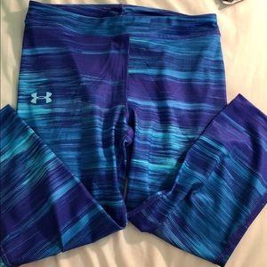Youth large under Armour workout leggings